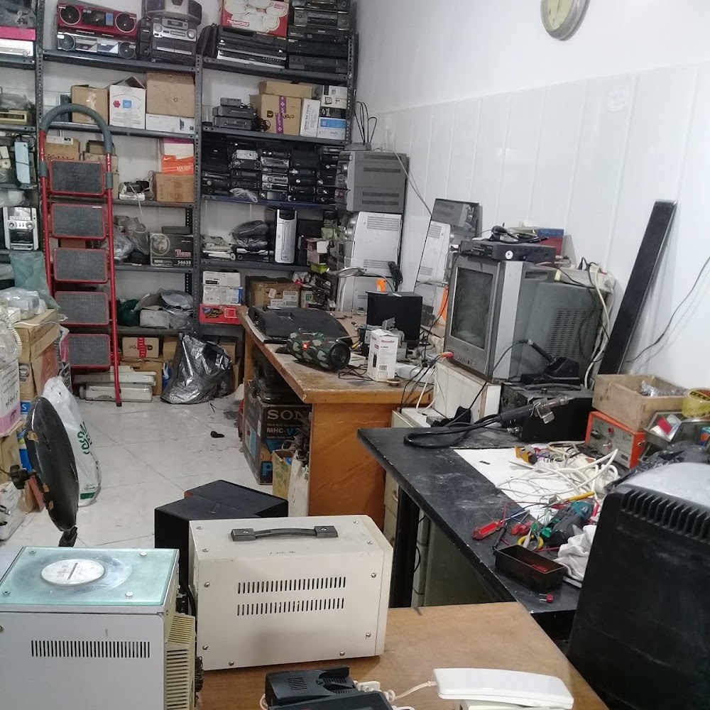 تعمیرگاه صوتی تصویری دیارالکترونیک