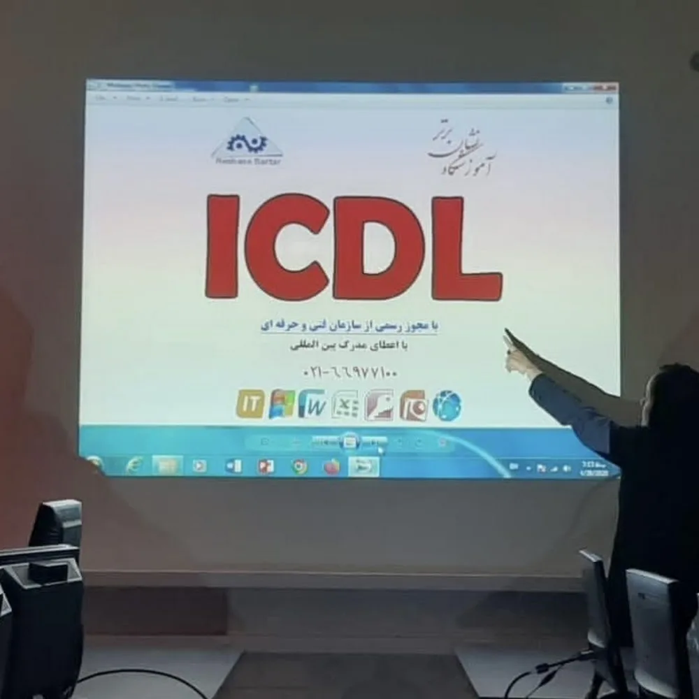 آموزشگاه کامپیوتر و حسابداری مبتکران
