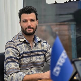 جمال خسروبیگی_ دوربین / دزدگیر