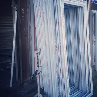 درب حمام و سرویس و پنجره یو پی وی سی upvc زاگرس کرمانشاه