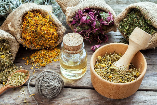مشاور طب سنتی بیماری