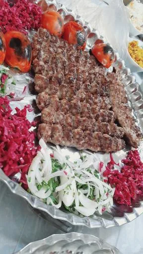 رستوران بزرگ چالدران