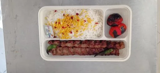 رستوران سقائیان