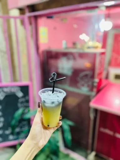 کافه صورتی