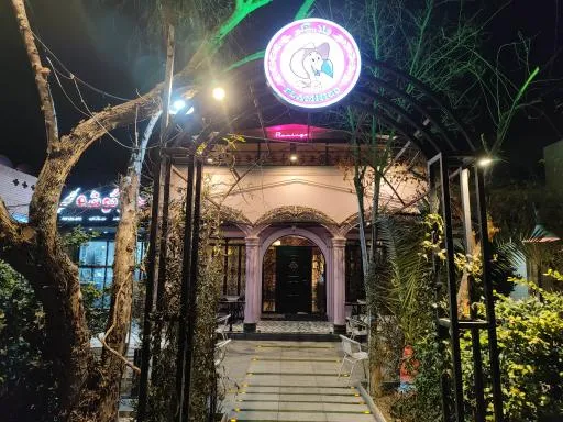 کافه رستوران فلامینگو