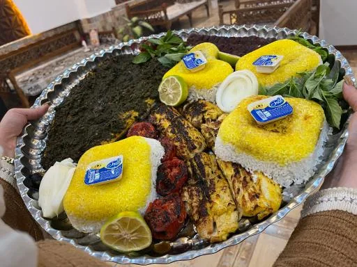 رستوران سنتی خاتون