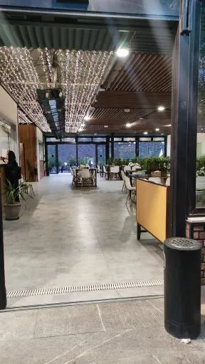 کافه رستوران کوهپایه