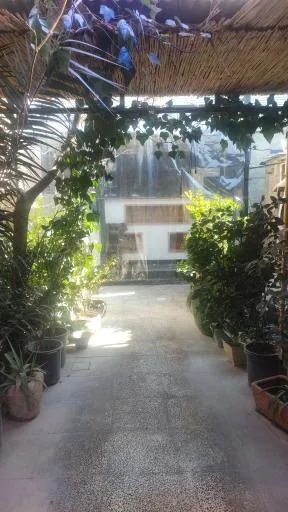 رستوران - سفره خانه فرحزاد
