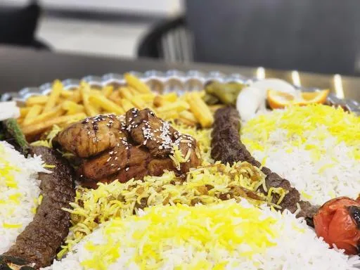 کافه رستوران و فست فودی شمس