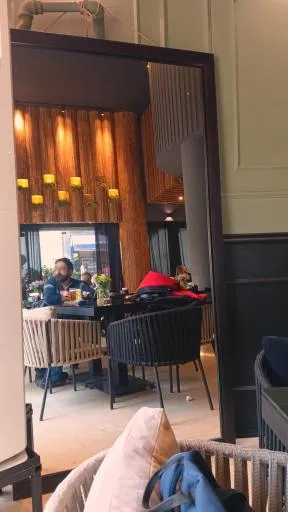رستوران کافه ژیک لانژ
