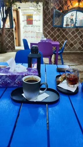 کافه رستوران فانوس
