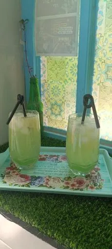 کافه اشکان