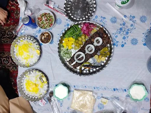 باغ رستوران سنتی ارکیده