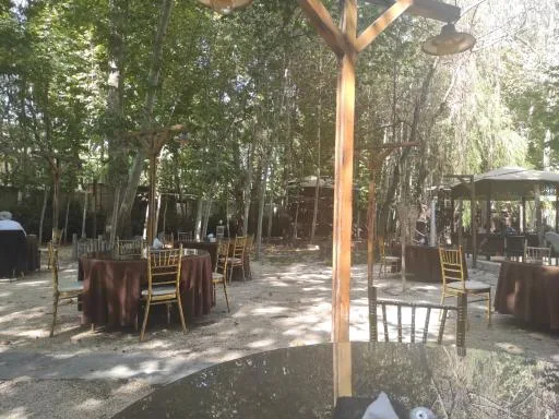 رستوران ریور ساید