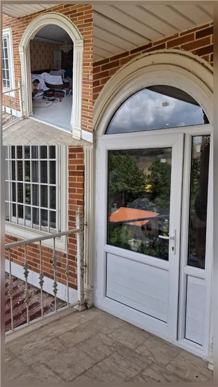 فروش درب و پنجره دوجداره upvc با متریال درجه وینتک