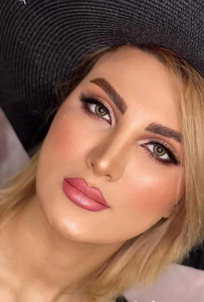 سالن زیبایی فرخنده سالاری در یزد