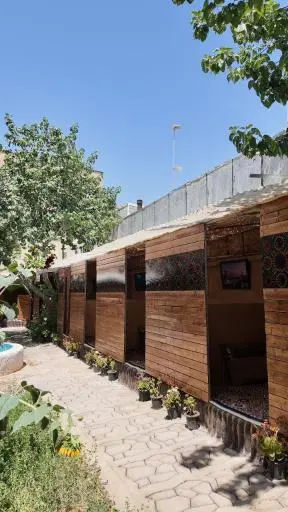 سفره خانه سنتی نخلستان ماهور