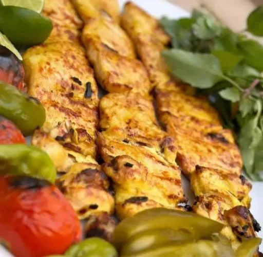 غذاخوری ماه بانو