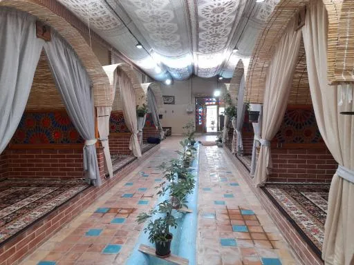 سفره خانه سنتی صاحب دلان