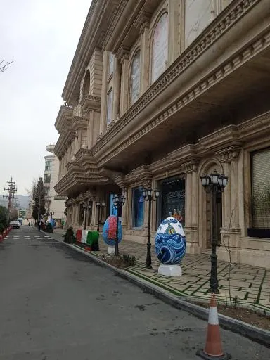 ووگ بوتیک شعبه مهراد مال