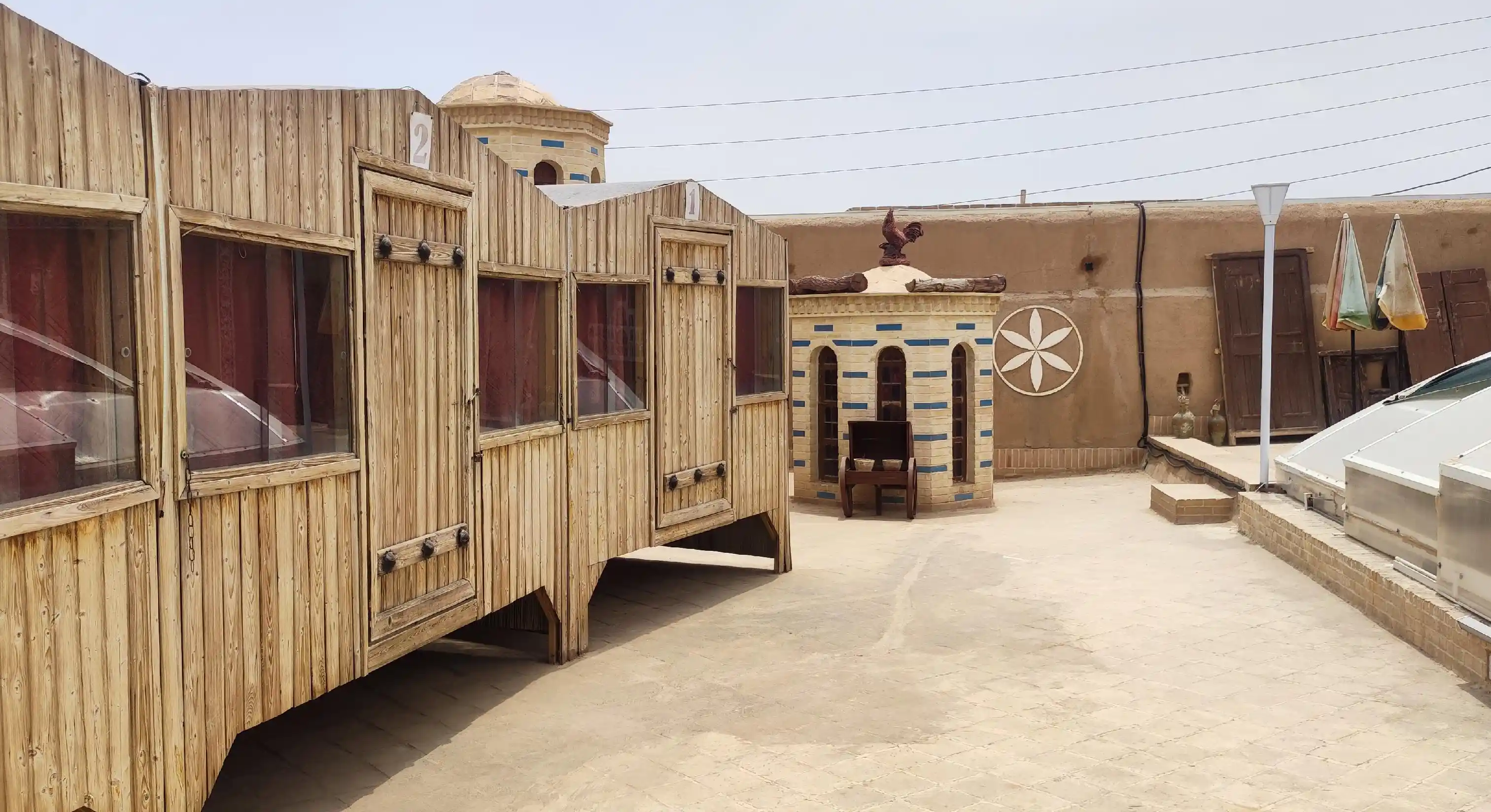 کافی شاپ و قلیان سرا رویای قدیم در یزد
