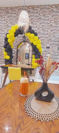 کافی شاپ آنجِل