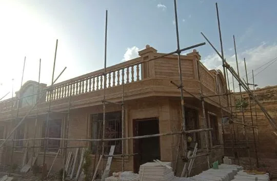 اجرای نمای ساختمان برادران پژن در یاسوج