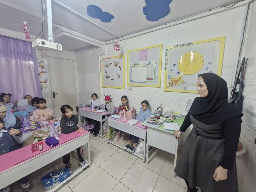 مجموعه مدارس منیران علم