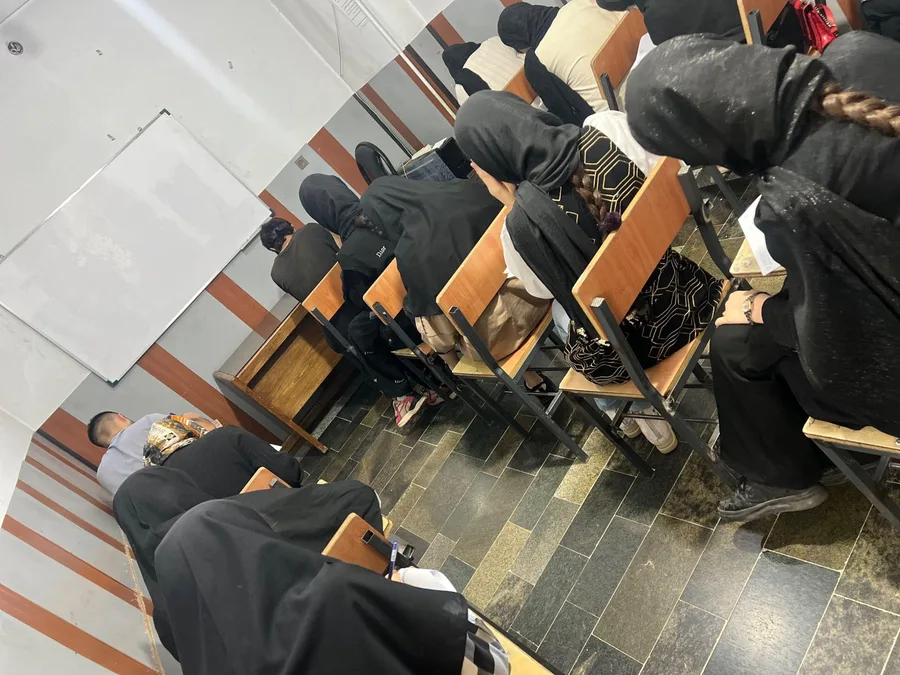 آموزشگاه زبان پارادایس