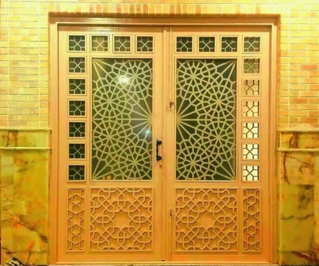 درب و پنجره گره چینی سنتی فلزی طرح و تکنیک رضایی در شهرکرد