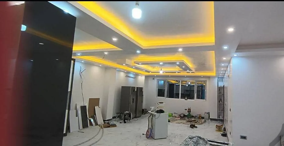خدمات گچ کاری و گچ بری و نور مخفی ساختمان رحیم احمدی در زاهدان