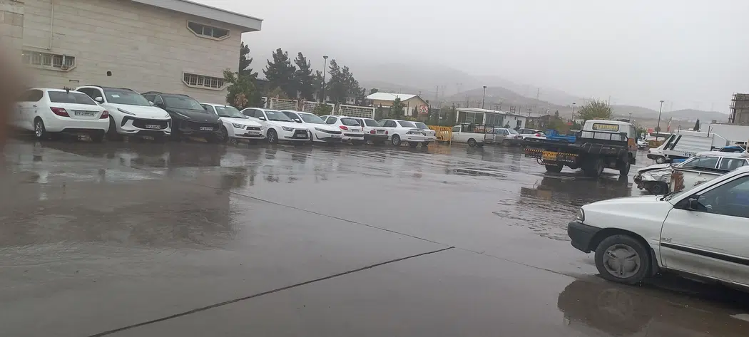 پارکینگ عمومی