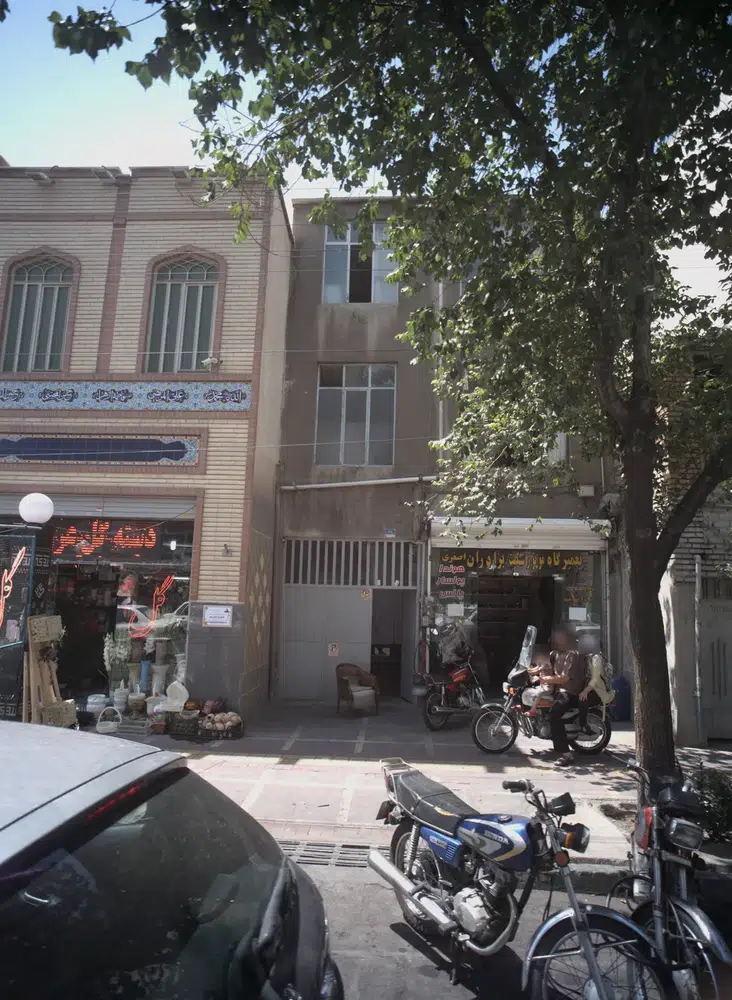 تعمیرگاه موتورسیکلت برادران اصغری