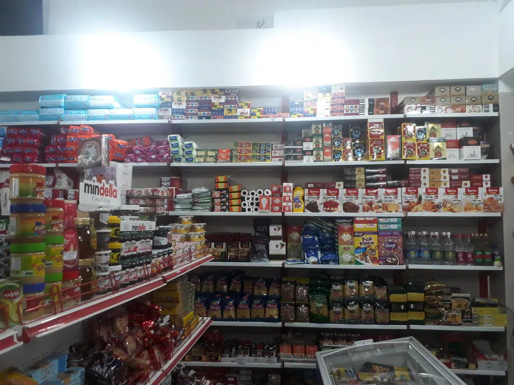 سوپرمارکت هیروبد