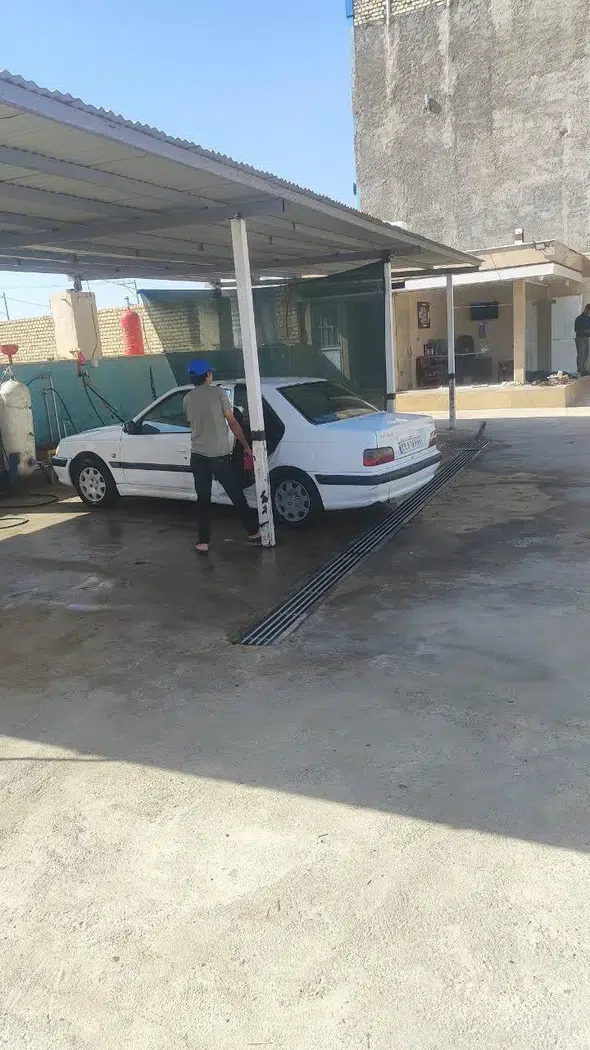 کارواش أهورا