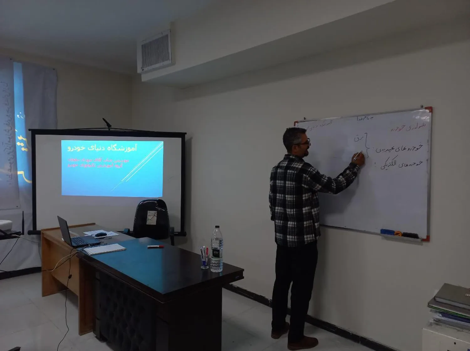 برق خودرو مهندس دهقان