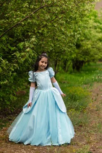 مزون طراحی و دوخت صادق زاده