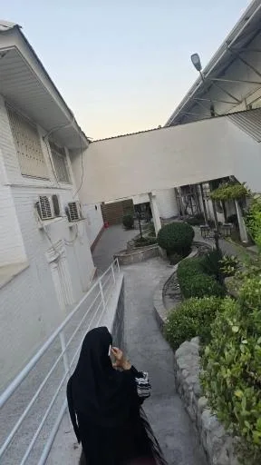 استخر هتل ارم