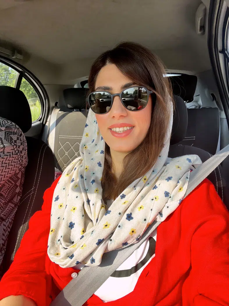 سالن زیبایی دینا پورنایب