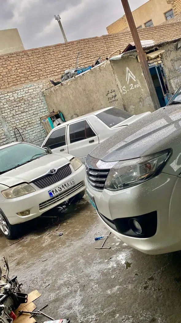 تعمیرگاه حاج بیدالله زاره رهی