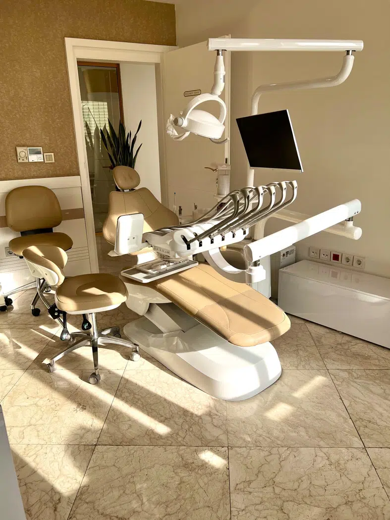 مطب دکتر آرش علیزاده