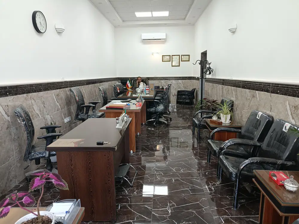 املاک کیومرث (مدیریت کامبیز حمیدی )