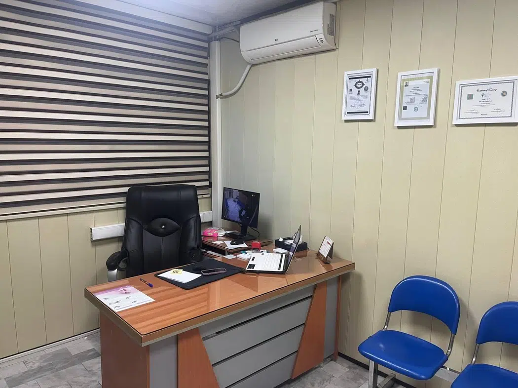 مطب دکتر رضا بهزادی جراحی کلیه و مجاری ادراری در کرمان
