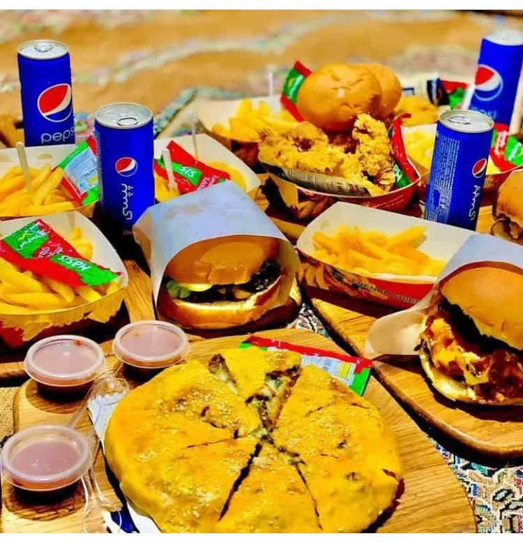 مجموعه غذایی لمزانی در هرمزگان