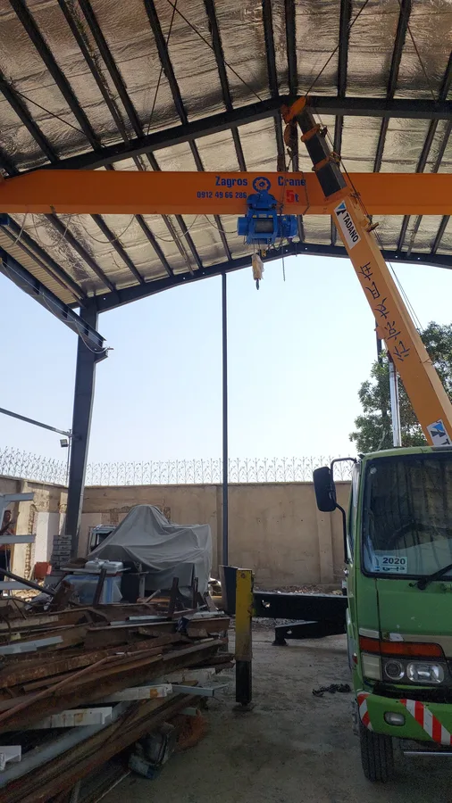 طراحی و ساخت جرثقیل سقفی محسن رادمهر