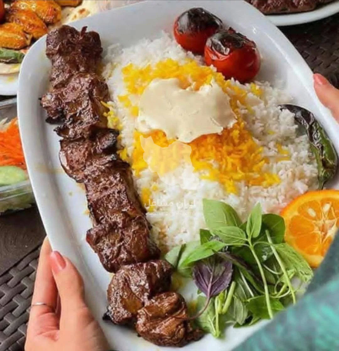 رستوران نخل طلایی در ابومسلم شمالی جیرفت