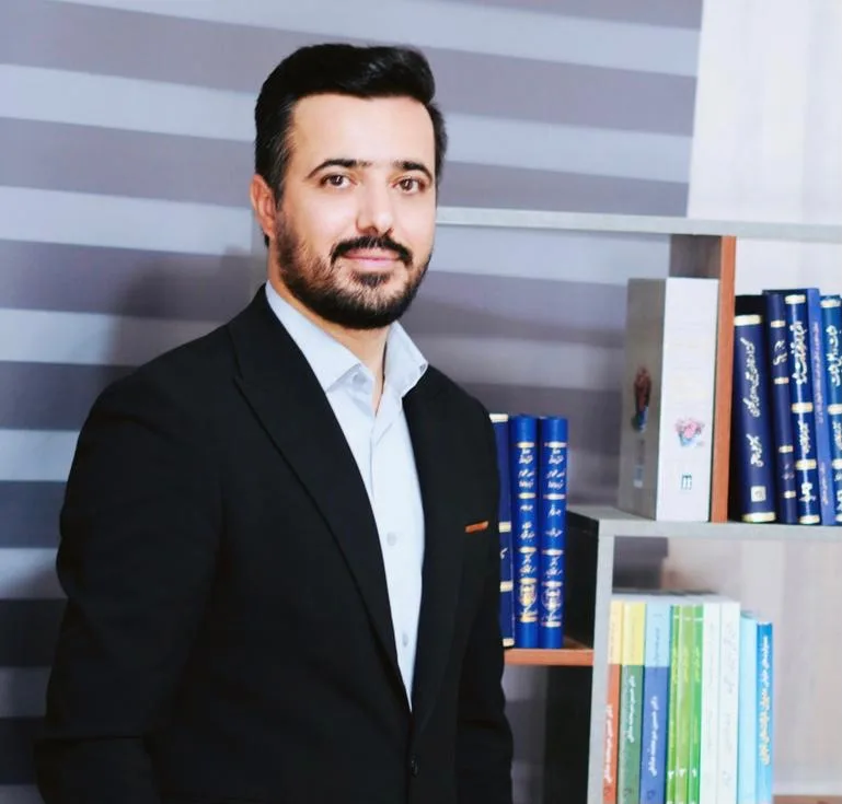 محسن صادقی وکیل پایه یک دادگستری