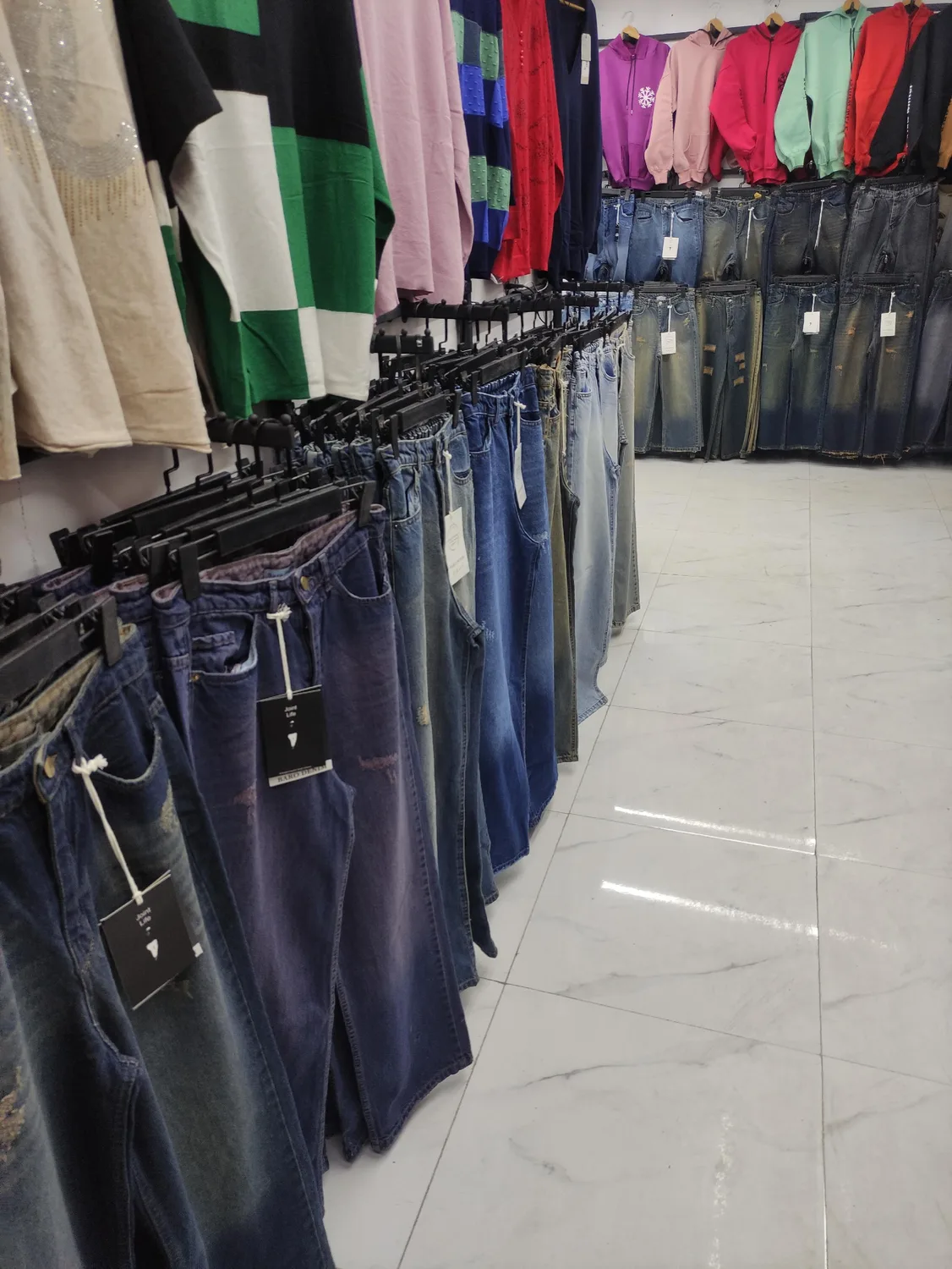 پوشاک جین مهرداد عمده وتک فروشی