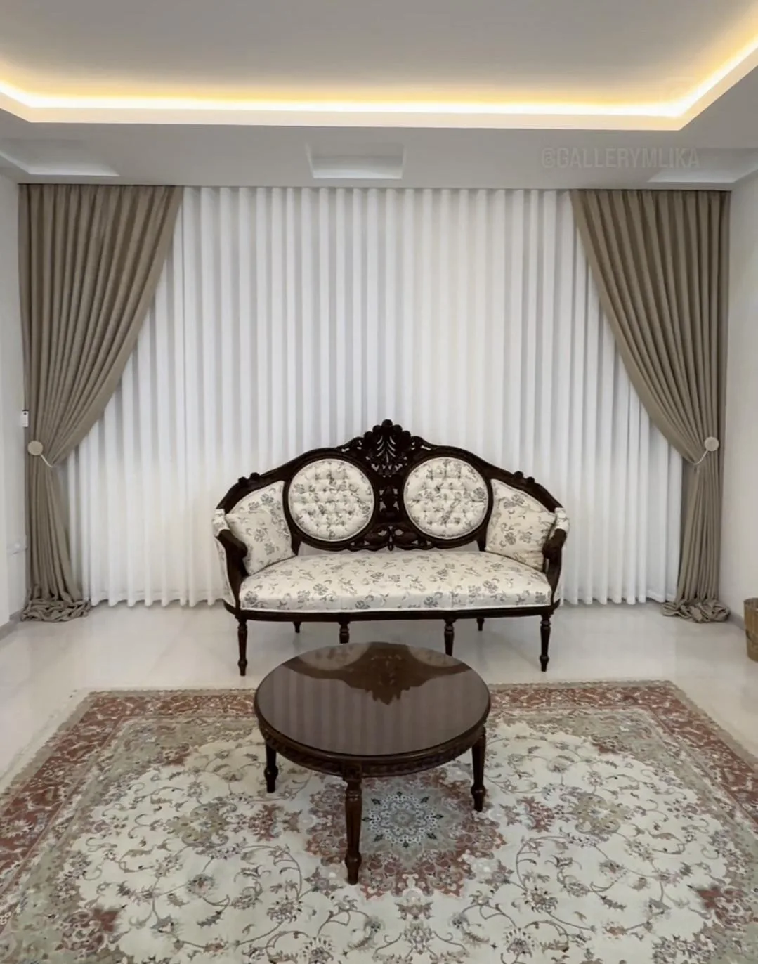 پرده یامور