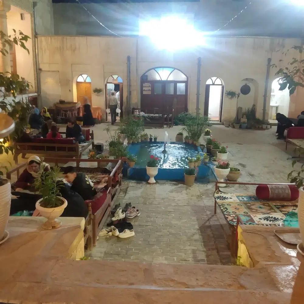 هتل رستوران سنتی عمارت محسنی